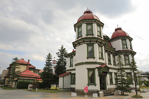 旧弘前市立図書館